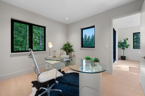 5663 Westport Road, West Vancouver, BC 