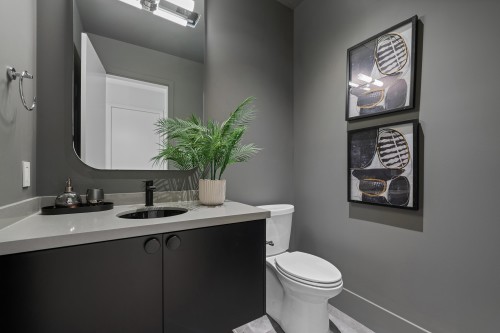 5663 Westport Road, West Vancouver, BC 