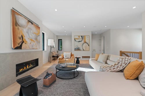 5663 Westport Road, West Vancouver, BC 