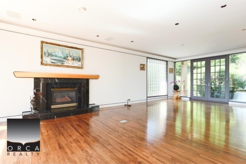 687 Beachview Drive, North Vancouver, BC 