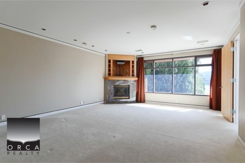 687 Beachview Drive, North Vancouver, BC 