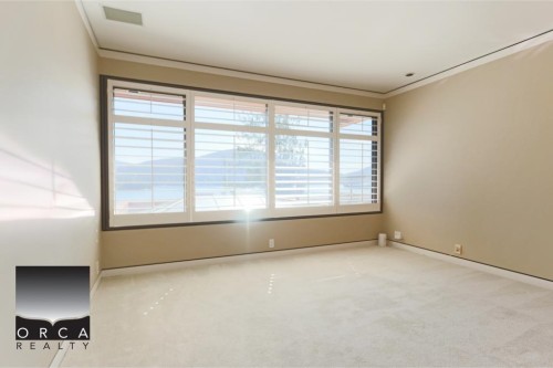 687 Beachview Drive, North Vancouver, BC 