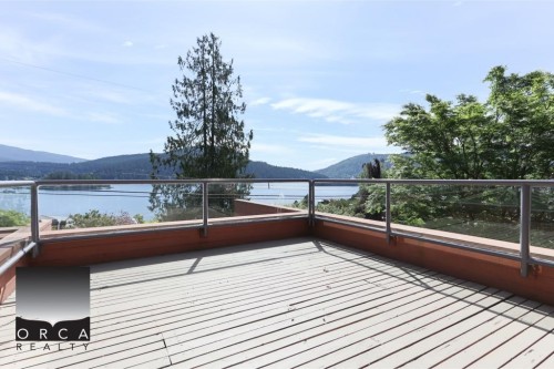 687 Beachview Drive, North Vancouver, BC 