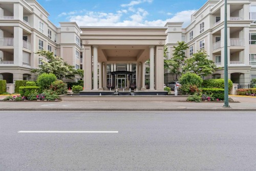 226-3098 Guildford Way W Coquitlam, BC V3B 7W8