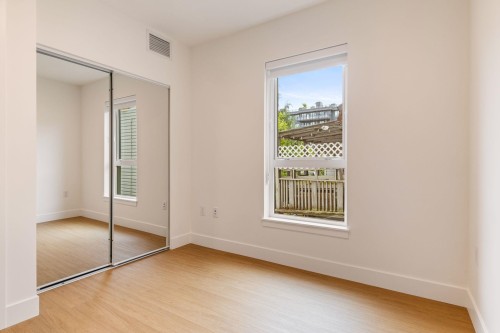 202-2235 Broadway E, Vancouver, BC 