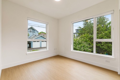 202-2235 Broadway E, Vancouver, BC 