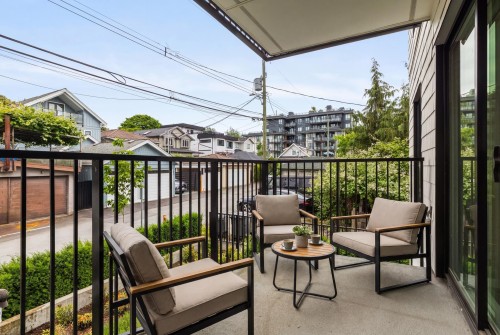 202-2235 Broadway E, Vancouver, BC 