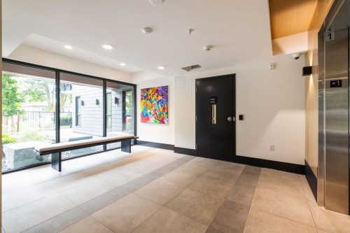 503-2235 Broadway E, Vancouver, BC 