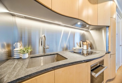 3202-1568 Alberni Street, Vancouver, BC 