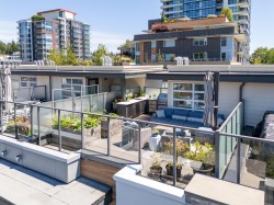 215-2060 Curling Road North Vancouver, BC V7P 0E1