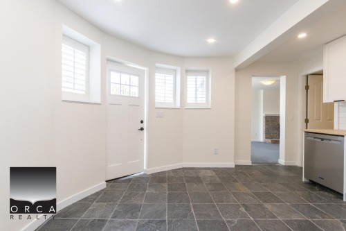 1864 Walnut Crescent, Coquitlam, BC 