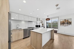 610-680 Seylynn Crescent  North Vancouver, BC V7J 0B5