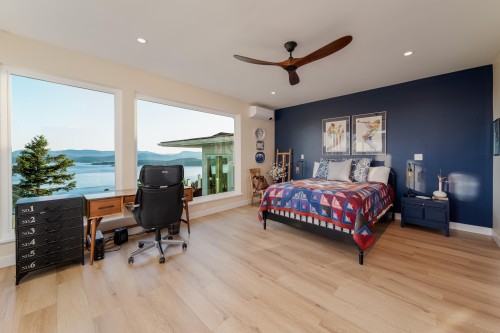 356 East West Road, Mayne Island, BC 