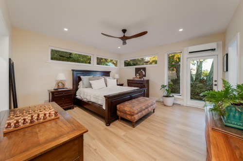 356 East West Road, Mayne Island, BC 