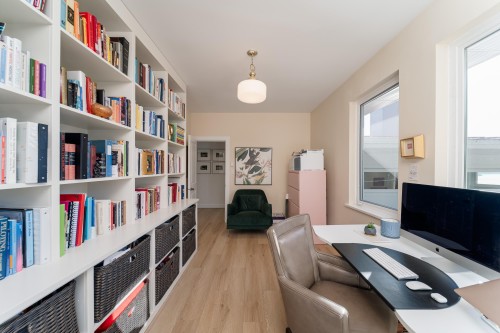 356 East West Road, Mayne Island, BC 