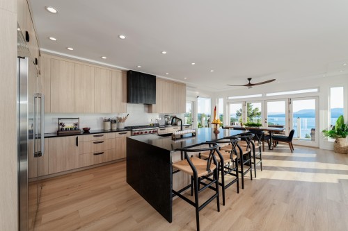 356 East West Road, Mayne Island, BC 