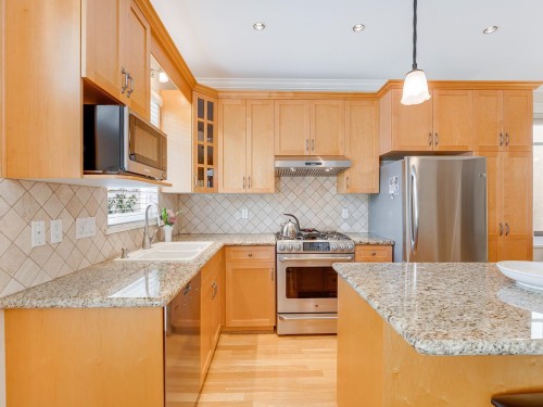 2144 4Th Avenue E, Vancouver, BC 