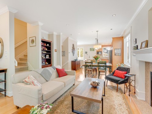 2144 4Th Avenue E, Vancouver, BC 