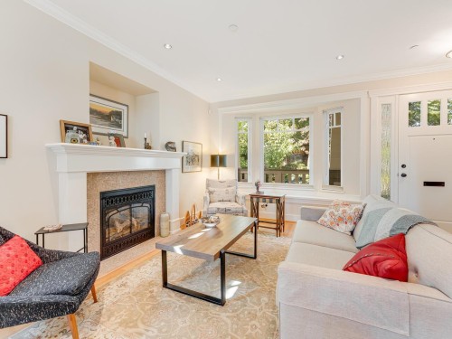 2144 4Th Avenue E, Vancouver, BC 