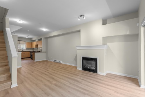 99-935 Ewen Avenue, New Westminster, BC 
