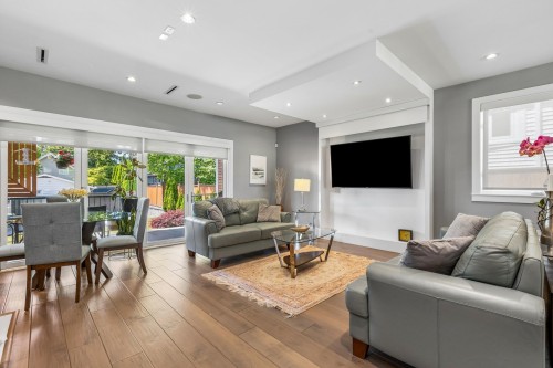 2553 Western Avenue, North Vancouver, BC 