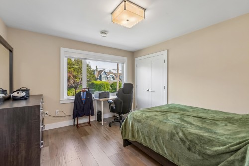 2553 Western Avenue, North Vancouver, BC 
