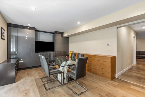 2553 Western Avenue, North Vancouver, BC 