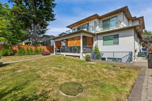 2553 Western Avenue, North Vancouver, BC 