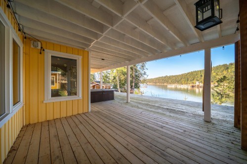 225 Mariners Way, Mayne Island, BC 