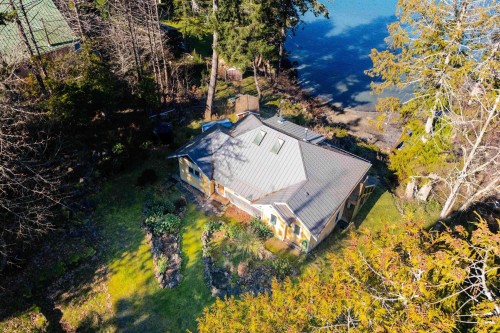 225 Mariners Way, Mayne Island, BC 