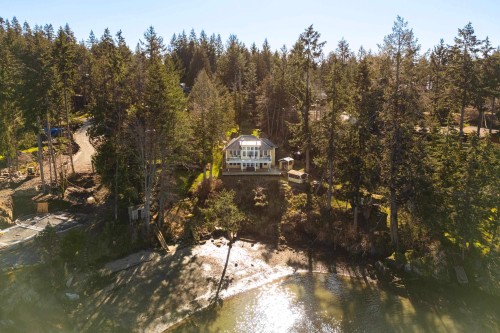 225 Mariners Way, Mayne Island, BC 