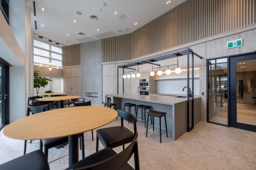 637-6808 Minoru Boulevard, Richmond, BC 