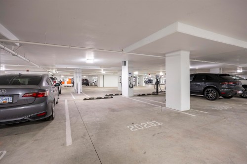 637-6808 Minoru Boulevard, Richmond, BC 