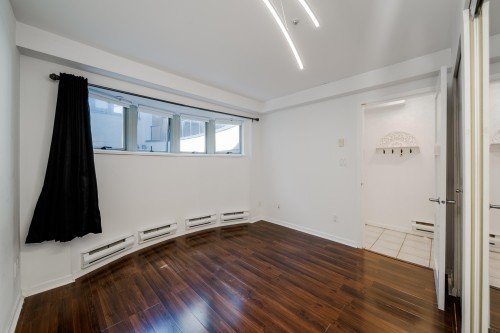 202-3673 11Th Avenue W, Vancouver, BC 