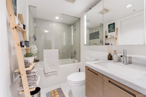 2008-777 Richards Street, Vancouver, BC 