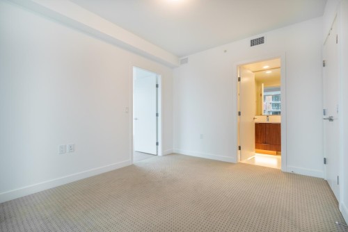 204-7683 Park Crescent, Burnaby, BC 