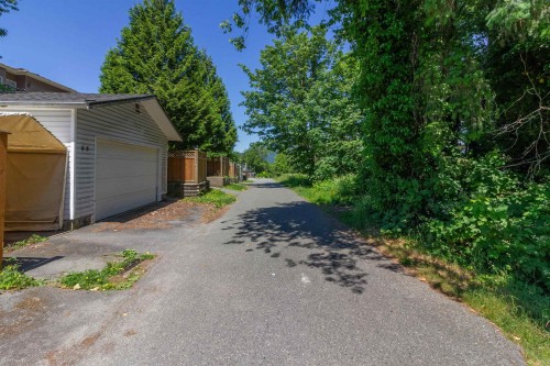 88 Fell Avenue, Burnaby, BC - Outdoor
