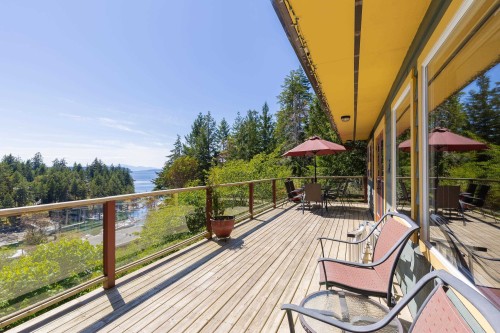 10085 Buccaneer Road, Halfmoon Bay, BC 