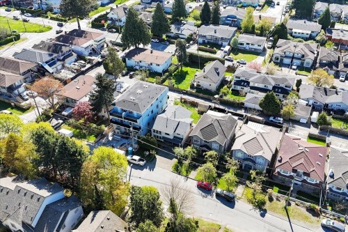 7266 17Th Avenue, Burnaby, BC 