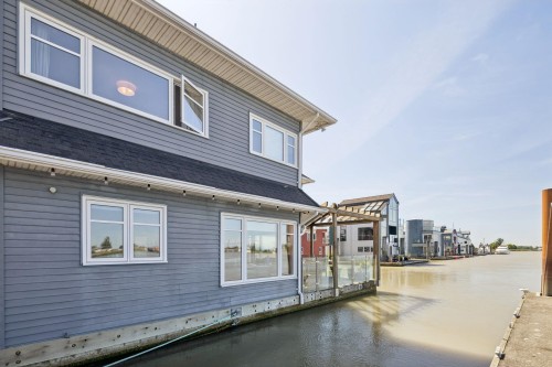 9-3473 W River Road, Delta, BC 