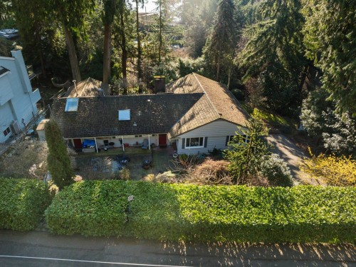 4028 Rose Crescent  West Vancouver, BC V7V 2N7