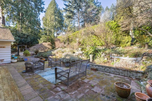 4028 Rose Crescent, West Vancouver, BC 