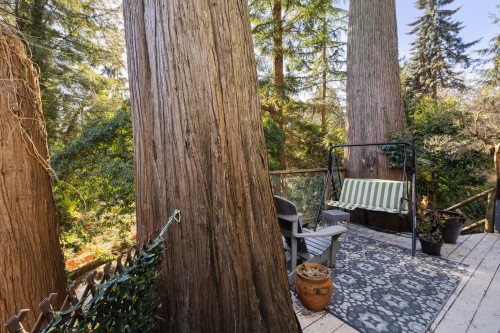 4028 Rose Crescent, West Vancouver, BC 