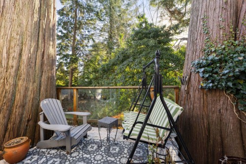 4028 Rose Crescent, West Vancouver, BC 