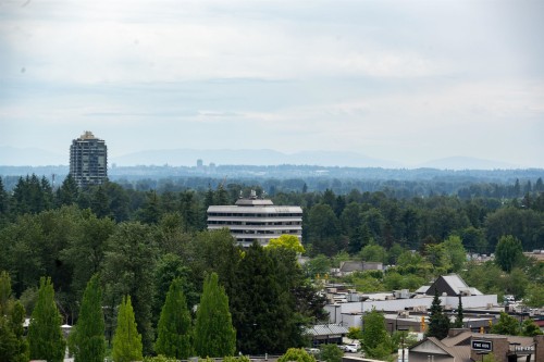1605-2975 Atlantic Avenue, Coquitlam, BC 