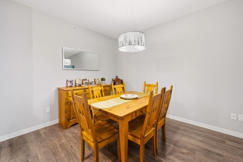 512-1152 Windsor Mews, Coquitlam, BC 