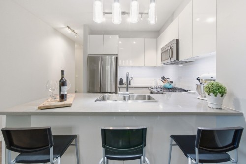 512-1152 Windsor Mews, Coquitlam, BC 