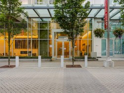 3903-4670 Assembly Way Burnaby, BC V5H 0H3