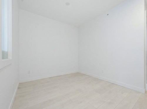 3903-4670 Assembly Way, Burnaby, BC 