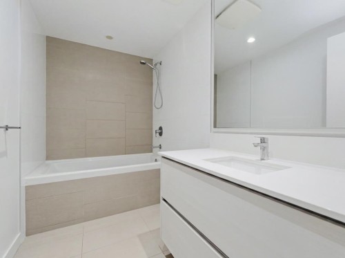 3903-4670 Assembly Way, Burnaby, BC 